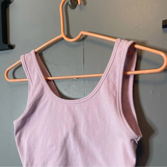 American Eagle lilac purple cropped twist back tank top size medium - Picture 3 of 7